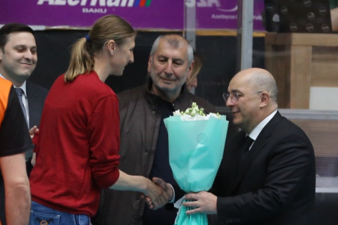 Наталья Мамедова вернулась в Азербайджан спустя годы