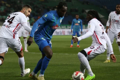 Türkiyə Superliqası: Təxirə salınmış oyunda “Rizespor” üstün olub