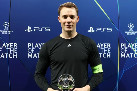 Нойер признан игроком недели в Лиге чемпионов