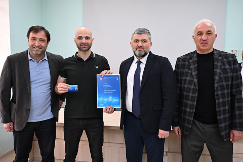 Azərbaycanlı məşqçilərə UEFA-nın A kateqoriyalı diplomları təqdim olunub - FOTO