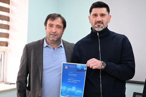 Azərbaycanlı məşqçilərə UEFA-nın A kateqoriyalı diplomları təqdim olunub - FOTO