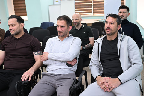 Azərbaycanlı məşqçilərə UEFA-nın A kateqoriyalı diplomları təqdim olunub - FOTO