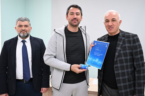 Azərbaycanlı məşqçilərə UEFA-nın A kateqoriyalı diplomları təqdim olunub - FOTO