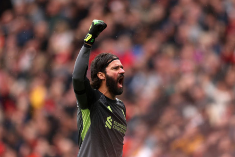 Alisson Bekker “Yuventus”a keçməyə razılıq verib