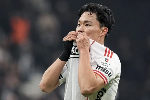 “Beşiktaş” bolqollu oyunda “Antalyaspor”u məğlub edib