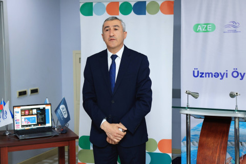 В Мингячевире прошел семинар для тренеров по плаванию