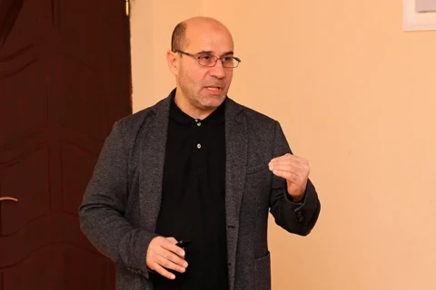 Seymur Səlimli: “RL-İkinci” lisenziya növü klubların peşəkarlaşmasında mühüm rol oynayır” - MÜSAHİBƏ + FOTO