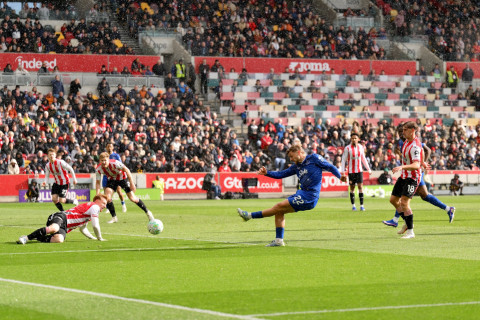 İngiltərə Premyer Liqası: “Brenford”la “Everton” məhsuldar heç-heçə ediblər