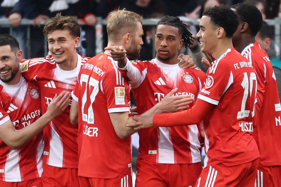 Bundesliqa: “Bavariya” “Sankt-Pauli”ni darmadağın edib