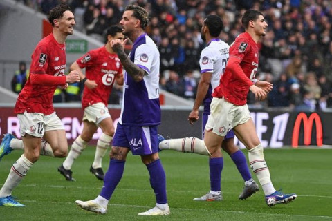 Liqa 1: “Lill” səfərdə “Tuluza”nı darmadağın edib