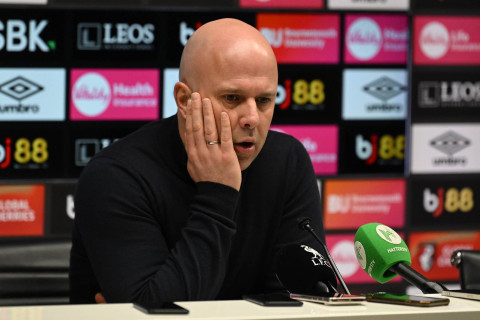 Слот усомнился в участии 17-летнего форварда в матче с "ПСЖ"