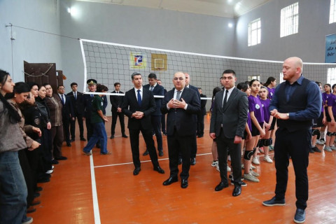 Şahin Bağırov Göygöldə yeniyetmə voleybolçularla görüşüb - FOTO