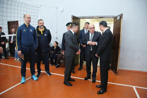Şahin Bağırov Göygöldə yeniyetmə voleybolçularla görüşüb - FOTO