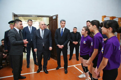 Şahin Bağırov Göygöldə yeniyetmə voleybolçularla görüşüb - FOTO