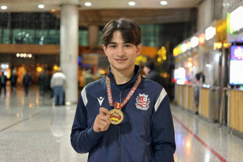 Gürcüstanlı soydaşımız qızıl medal qazanıb