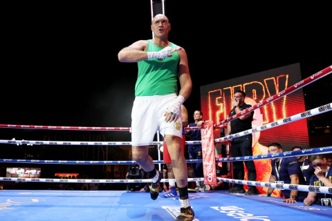 Tayson Fyuri Entoni Coşuanı döyüşə çağırıb