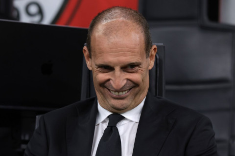 Тренер "Милана": "Наше место в Лиге чемпионов под угрозой, нас освистали правильно"