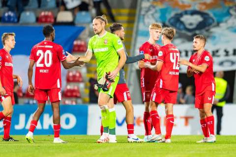 "Барселона" заинтересована в защитнике "Твенте", но не согласна с ценой