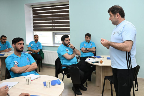 AFFA-da məşqçilər üçün UEFA B kursu davam edir - FOTO