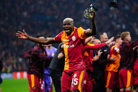 “Barselona” Osimhen üçün hər şeyi gözə alıb