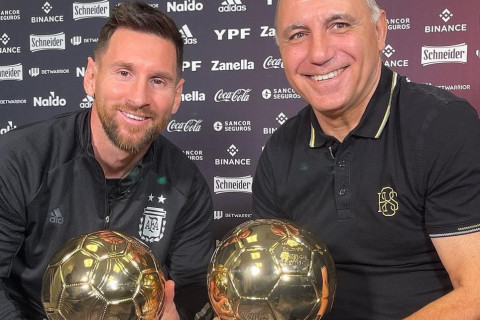 Xristo Stoiçkov: “İndi oyunçular emblemi öpür, iki gündən sonra isə gedirlər”