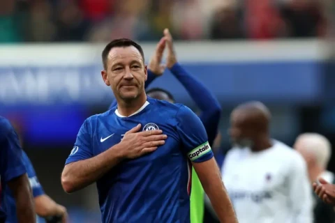 Con Terri 2-ci Liqa klubunun həmsahibi ola bilər