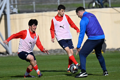 U-20-nin Qəbələdə təlim-məşq toplanışı davam edir
