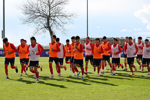 U-20-nin Qəbələdə təlim-məşq toplanışı davam edir