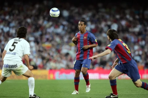 Messi ilk qolunu xatırladı: “Ronaldinyo bunu bilərəkdən etdi” - VİDEO