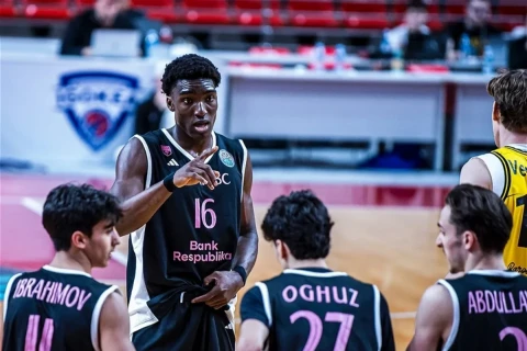 Игрок "Сабаха": "За моим успехом стоят партнеры по команде"