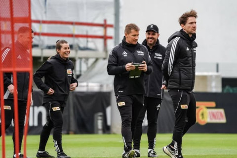 Kompanidən Mari-Luiza Etaya dəstək - VİDEO