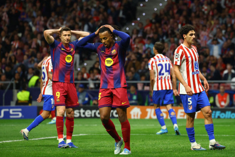 "Барселона" вновь подала жалобу в УЕФА на судейство в матче с "Атлетико"