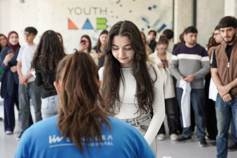 Azərbaycan millisinin futbolçularının iştirakı ilə imza tədbiri keçirilib - FOTO