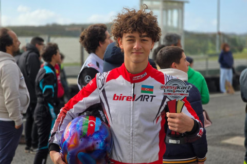 Азербайджанский пилот выиграл международный турнир в Португалии - ФОТО