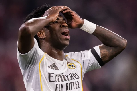 “Kral klubu” titulsuzluq təhlükəsi ilə üz-üzə