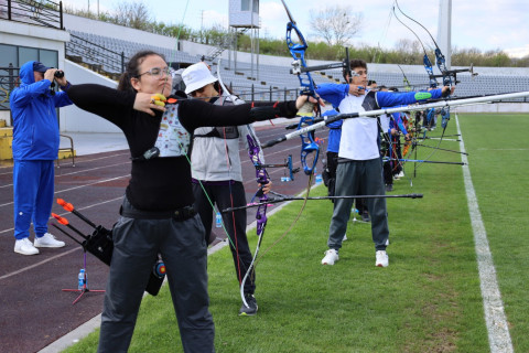 Сборная Азербайджана по стрельбе из лука проводит сборы с Беларусью в Губе - ФОТО