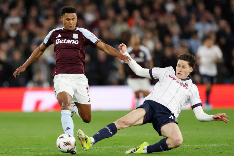 Лига Европы: "Астон Вилла" разгромила "Болонью", "Брага" обыграла "Бетис" - ОБНОВЛЕНО - ВИДЕО