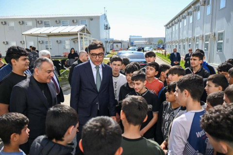 Фарид Гаибов ознакомился с условиями Республиканского олимпийского лицея