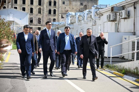 Fərid Qayıbov Respublika Olimpiya İdman Liseyinin yeni şəraiti ilə tanış olub - FOTO