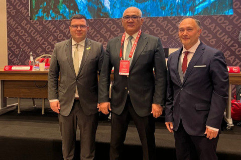 AAF rəsmisi Ağırlıqqaldırma üzrə Avropa Federasiyasının konqresinə qatılıb - FOTO