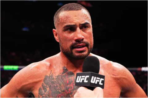 UFC çempionu Ulberq dizindən əməliyyat olundu