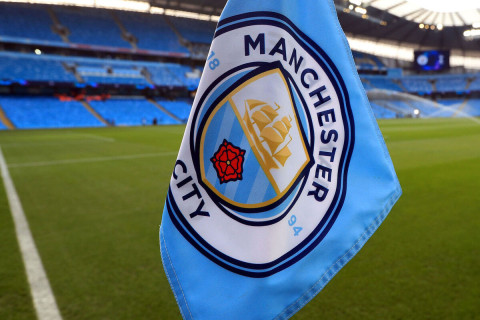 “Mançester Siti”də sirli hərrac: Trebl medalları satışa çıxarıldı - FOTO