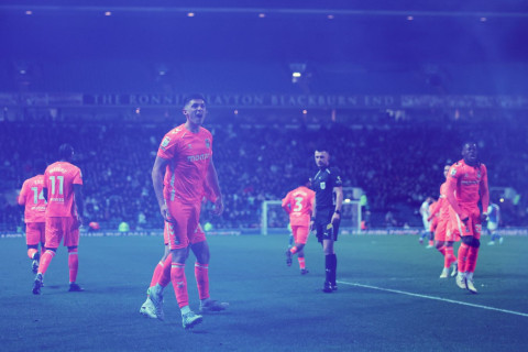 Команда Лэмпарда обеспечила повышение в АПЛ