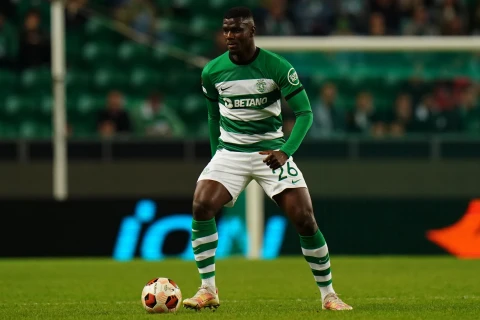 "Милан" нацелился на лидера обороны "Спортинга"