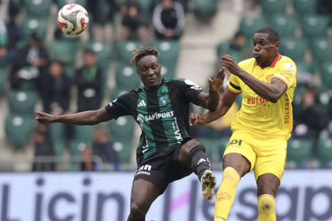 Superliqa: “Kocaelispor”dan evdə “Göztepe”yə hədiyyə - YENİLƏNİR