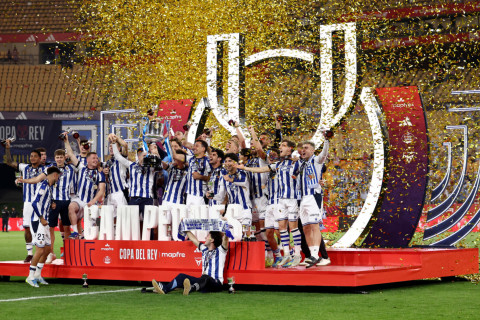 "Реал Сосьедад" обыграл "Атлетико" и завоевал Кубок Испании - ВИДЕО