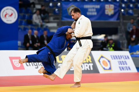 Зелим Коцоев вышел в четвертьфинал ЧЕ по дзюдо