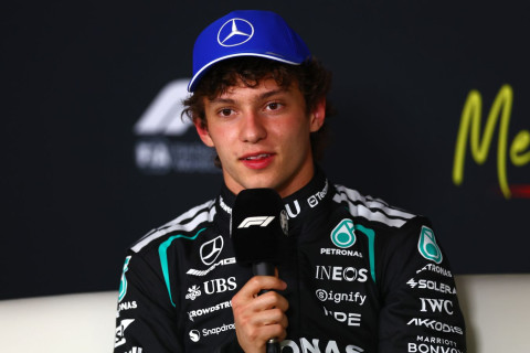 Антонелли поддержал запрет ФИА на спорный режим