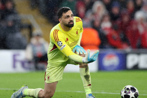 Вратарь "Ливерпуля" выбыл на несколько недель