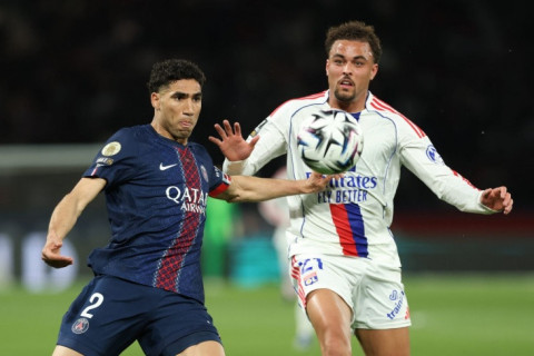 "ПСЖ" уступил "Лиону" в Лиге 1 - ВИДЕО